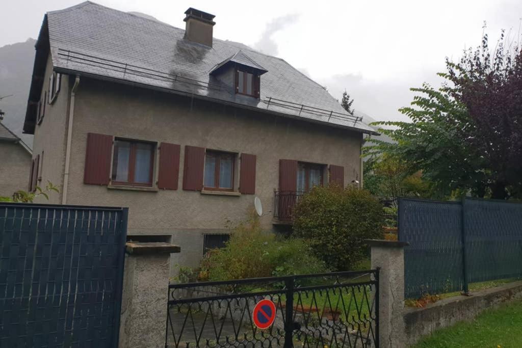Le Gite Des 3 Vallees Villa Luz-Saint-Sauveur Exterior photo