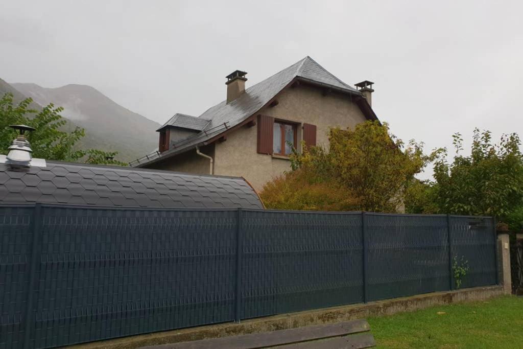 Le Gite Des 3 Vallees Villa Luz-Saint-Sauveur Exterior photo
